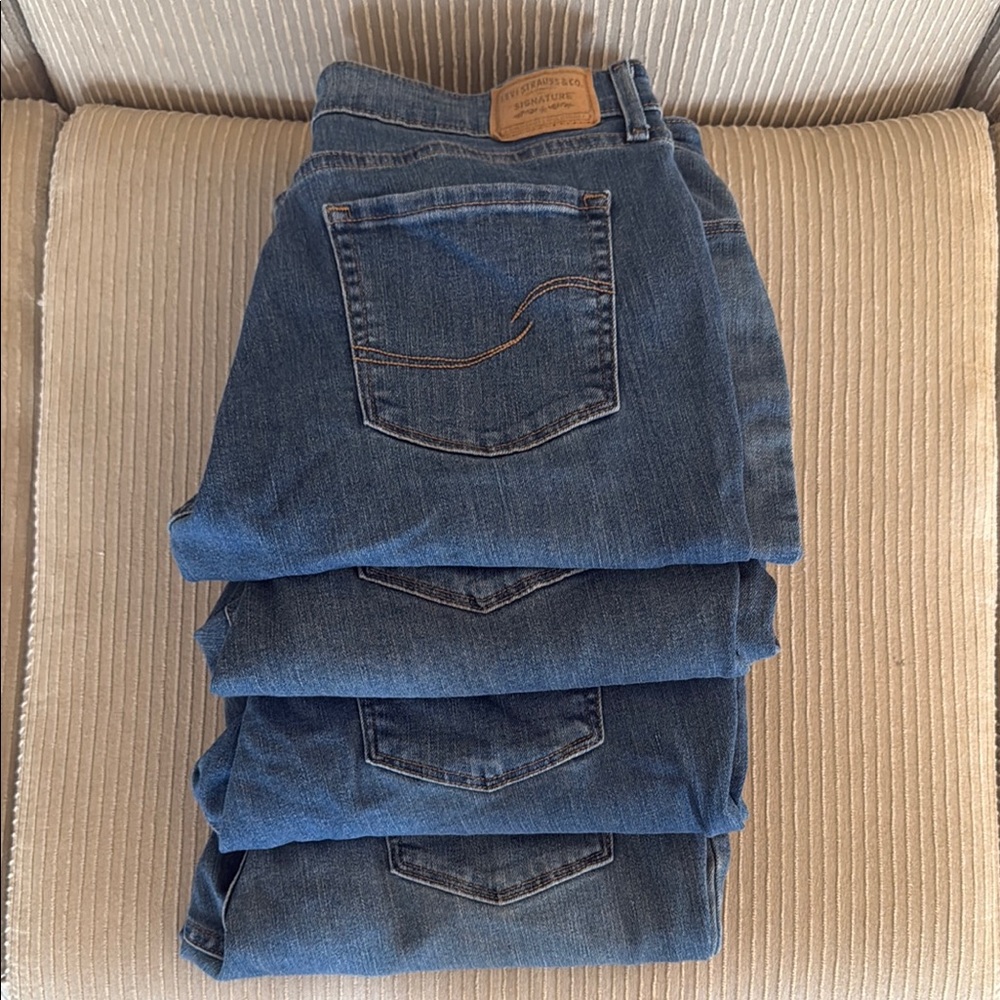 Women’s Levi Jeans Mid-Rise Bootcut Size 14 -You’ll get all 4 pairs